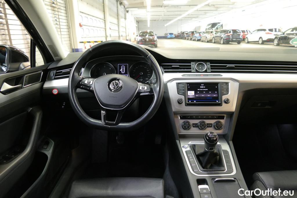  Volkswagen  Passat 2.0 TDI BlueMotion Technology Comfortline #5