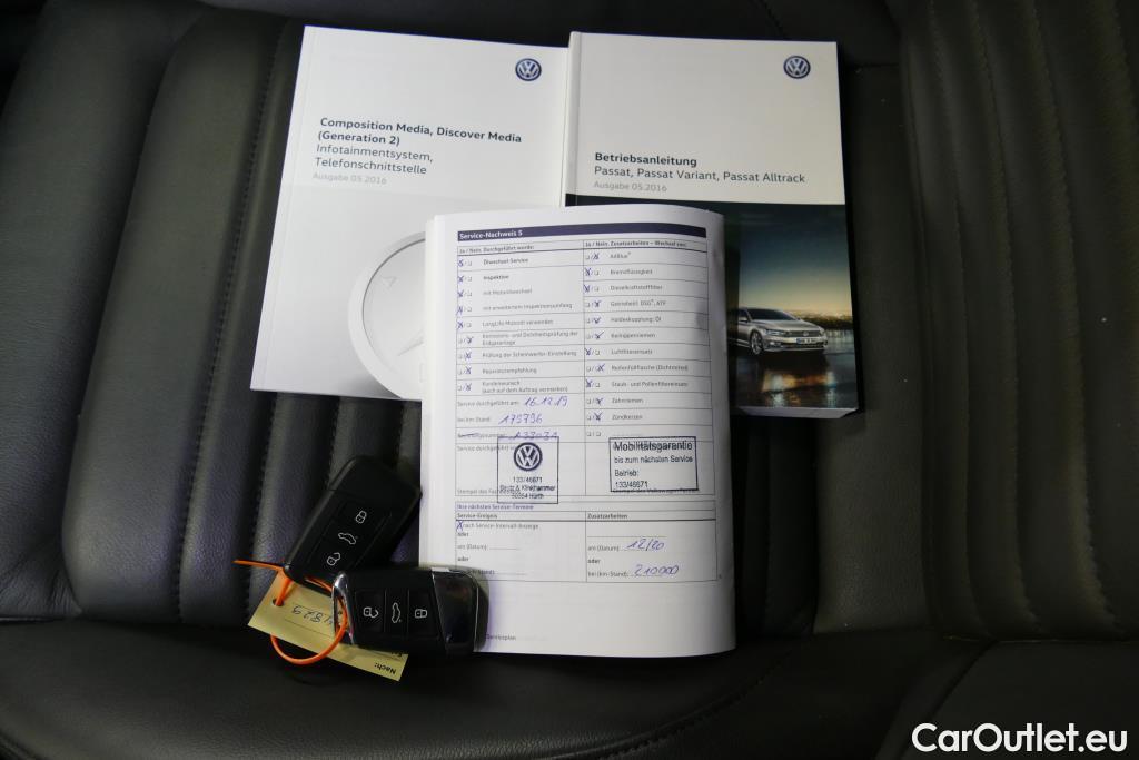  Volkswagen  Passat 2.0 TDI BlueMotion Technology Comfortline #11