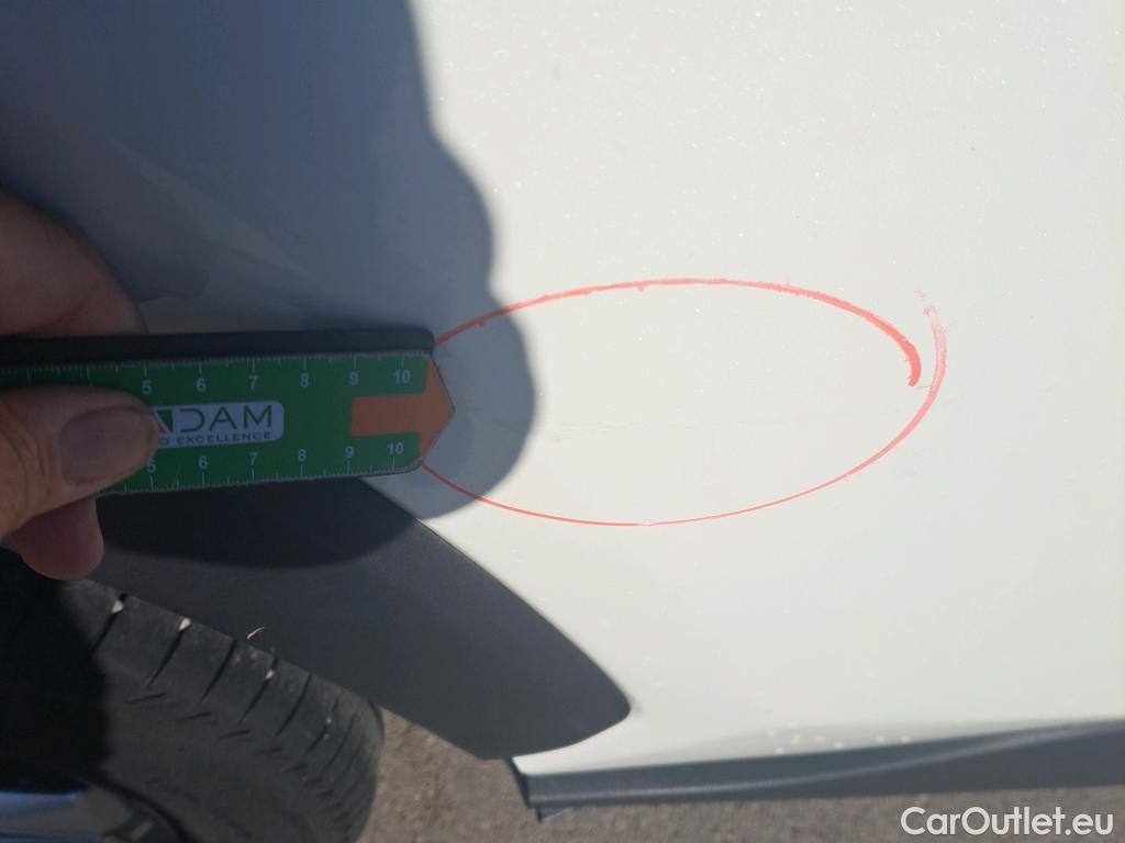  Toyota  RAV4 TOYOTA  / 2018 / 5P / todoterreno 2.5l 220H Advance #16