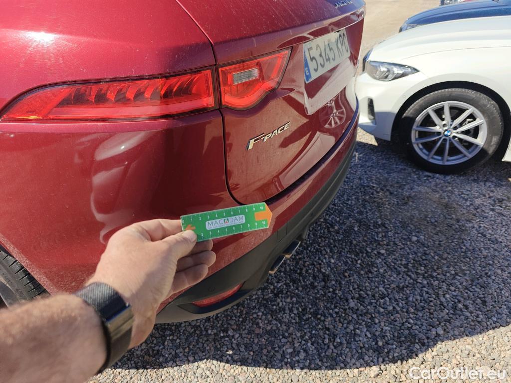  Jaguar  F-PACE JAGUAR  / 2015 / 5P / todoterreno 2.0L i4D AWD Automático R-Sport #29