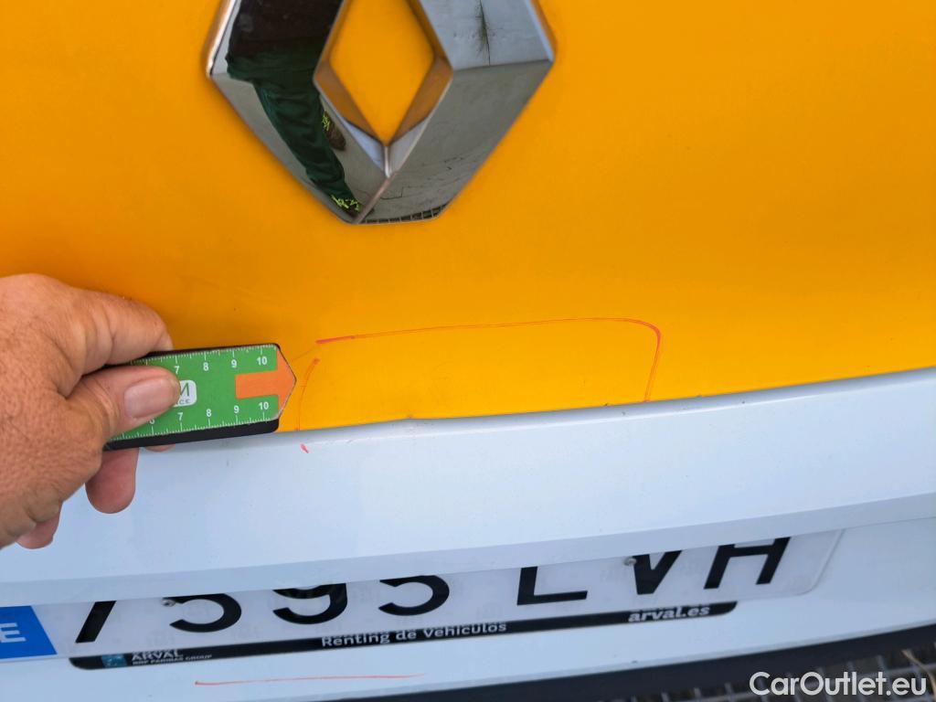  Renault  Clio RENAULT  / 2019 / 5P / berlina con portón Business Blue dCi (100CV) #2