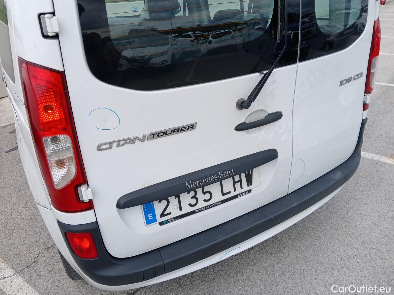  Mercedes  Citan MERCEDES-BENZ  / 2012 / 5P / monovolumen compacto 109 CDI Tourer Select Largo #41
