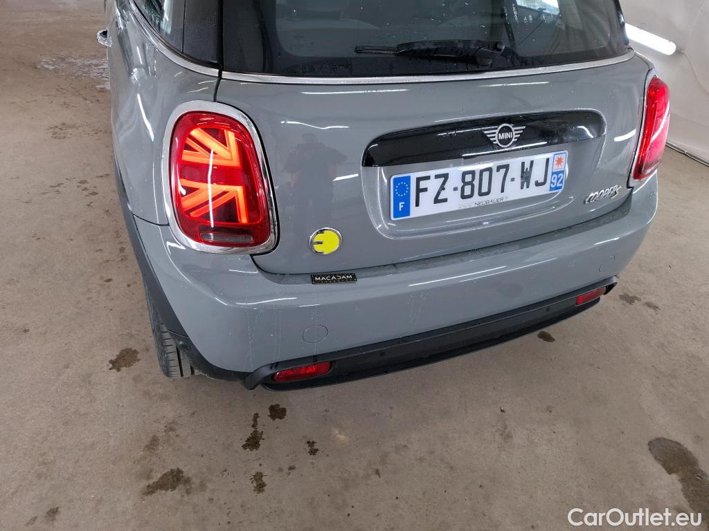  Mini  Cooper MINI Mini / 2014 / 3P / Berline  SE Edition Camden 184 ch BVA #24