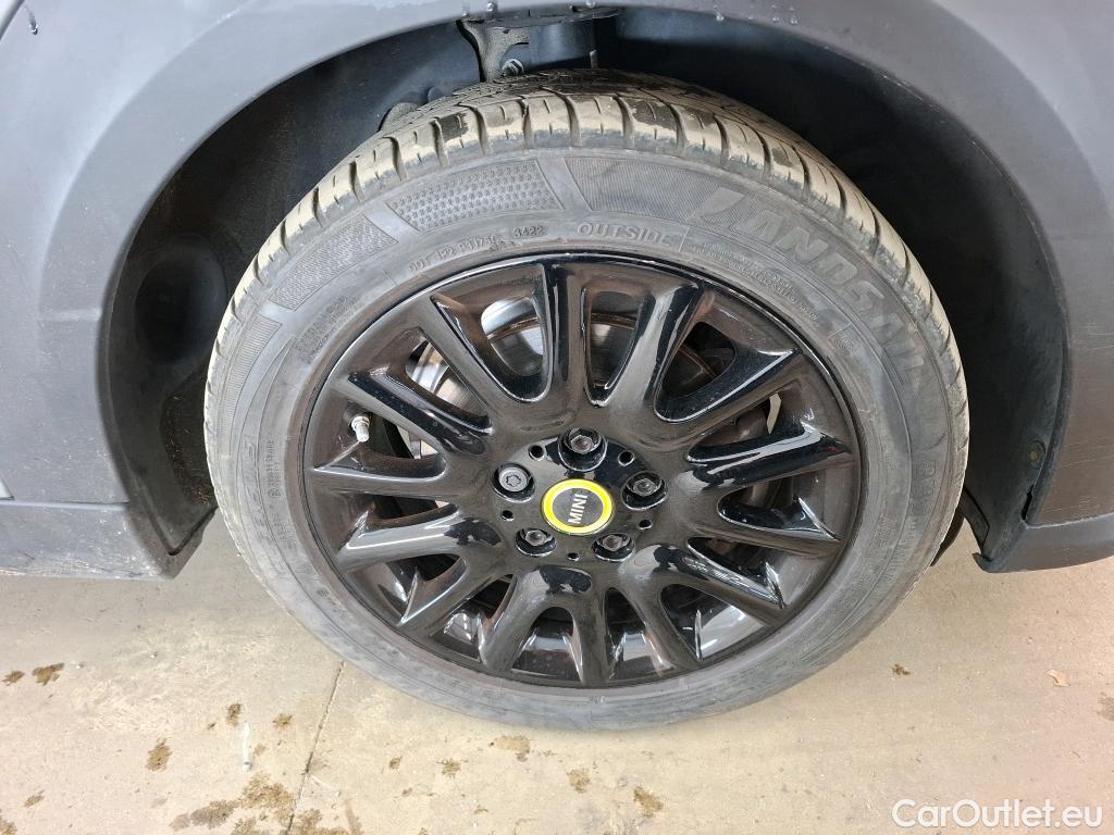  Mini  Cooper MINI Mini / 2014 / 3P / Berline  SE Edition Camden 184 ch BVA #8