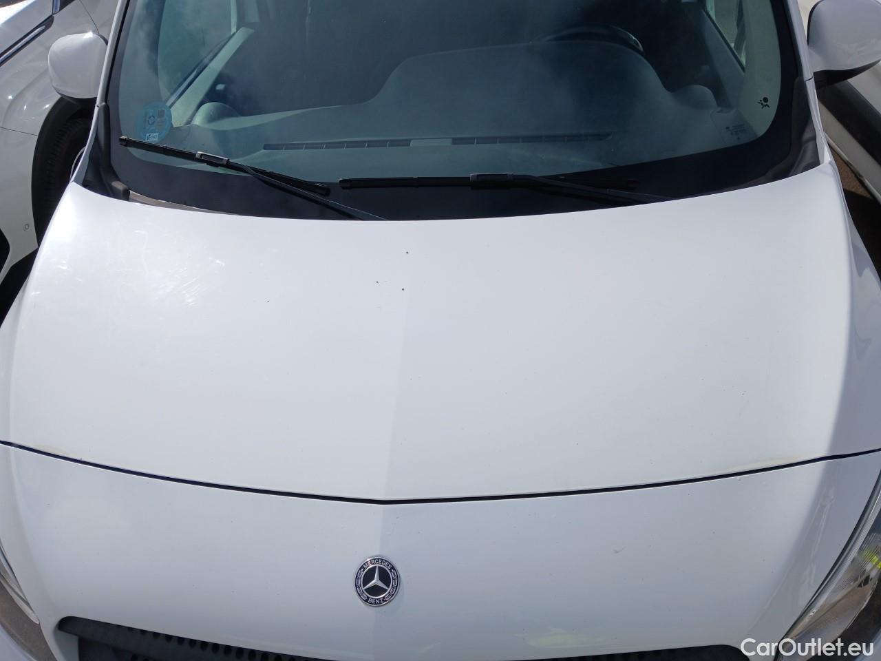  Mercedes  Citan MERCEDES-BENZ  / 2012 / 5P / monovolumen compacto 109 CDI Tourer Select Largo #25