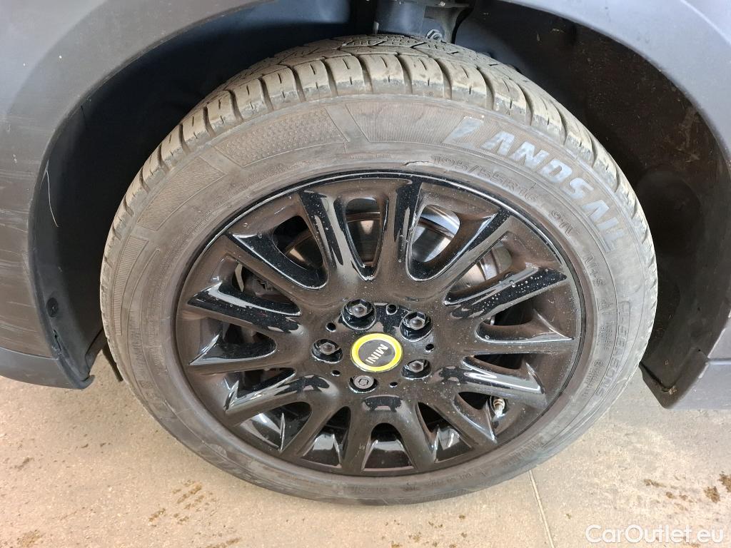  Mini  Cooper MINI Mini / 2014 / 3P / Berline  SE Edition Camden 184 ch BVA #4