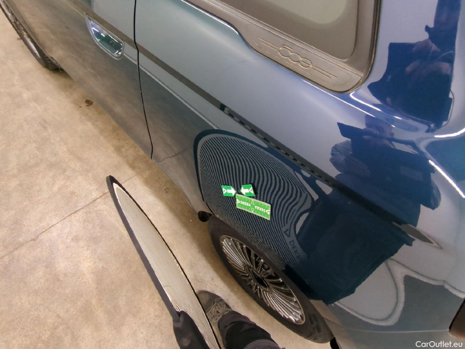 Fiat  500 FIAT  / 2020 / 3P / Berline 42kWh Icône #8