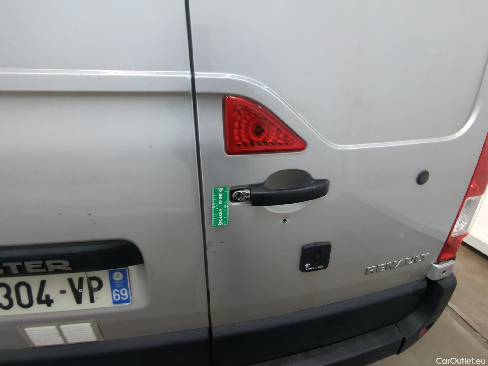  Renault  Master RENAULT  VU 4p Fourgon FG GCf Trac F3500 L1H2 Energy dCi 145 E6 #23