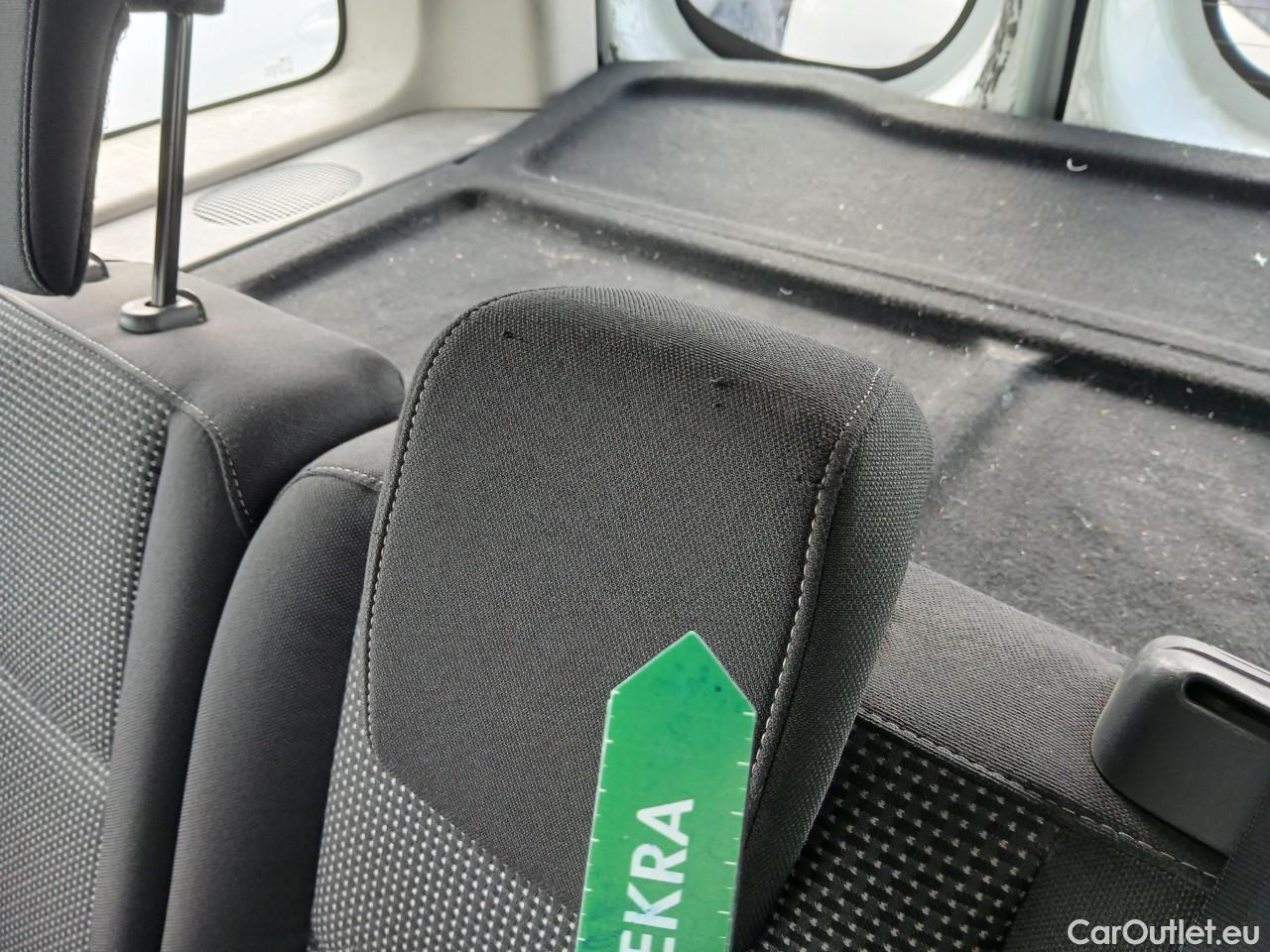  Mercedes  Citan MERCEDES-BENZ  / 2012 / 5P / monovolumen compacto 109 CDI Tourer Select Largo #15