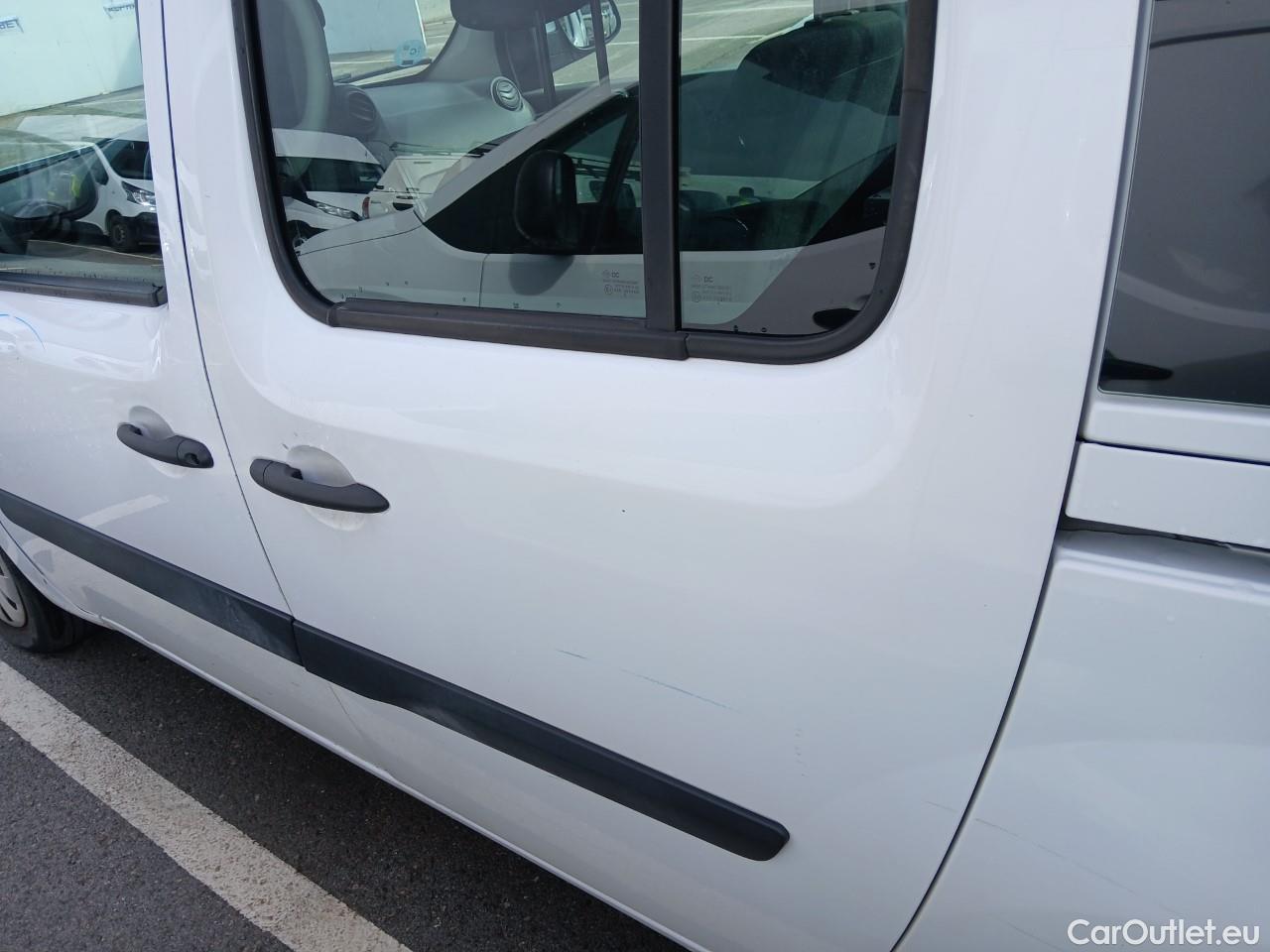 Mercedes  Citan MERCEDES-BENZ  / 2012 / 5P / monovolumen compacto 109 CDI Tourer Select Largo #33