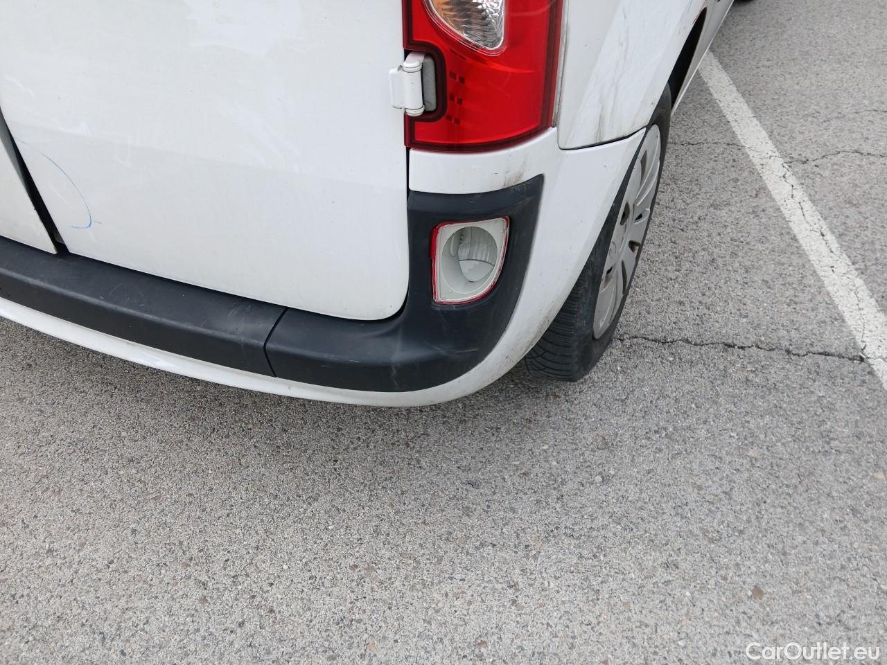  Mercedes  Citan MERCEDES-BENZ  / 2012 / 5P / monovolumen compacto 109 CDI Tourer Select Largo #63