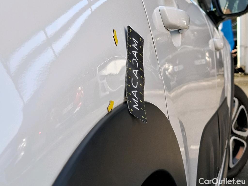  Citroen  C3  Shine Business 1.2 PureTech 110CV BVM6 E6dT #34