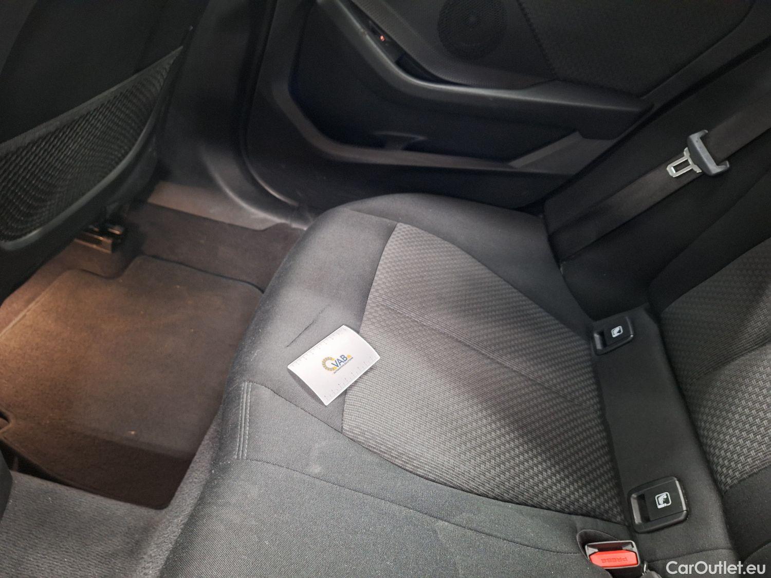  Bmw  Serie 1 BMW, 1-serie '19, BMW 1 Reeks Hatch 116d (85 kW) 5d #13