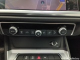  Audi  Q3 Audi  35 TDI S tronic S line Business Edition 5d #43