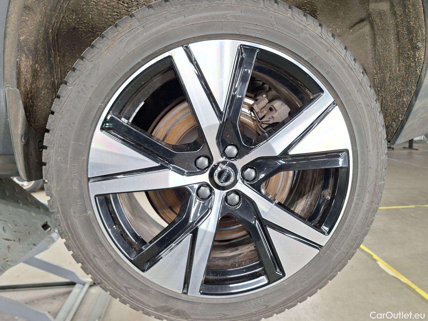  Volvo  XC 40 Volvo, XC40 '17, Volvo XC40 P8 4x4 Recharge R-Design 5d #10