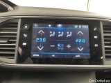  Peugeot  308 Peugeot  SW 1.5 BlueHDi 130 S&S EAT8 Allure Pack 5d #24