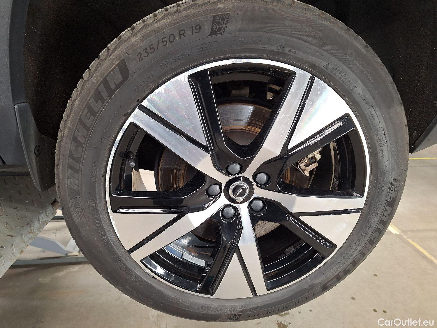  Volvo  XC 40 Volvo, XC40 '17, Volvo XC40 P8 4x4 Recharge R-Design 5d #7