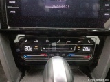  Volkswagen  Passat Volkswagen  Variant 2.0 TDI SCR 110kW DSG7 Style Business 5d #29