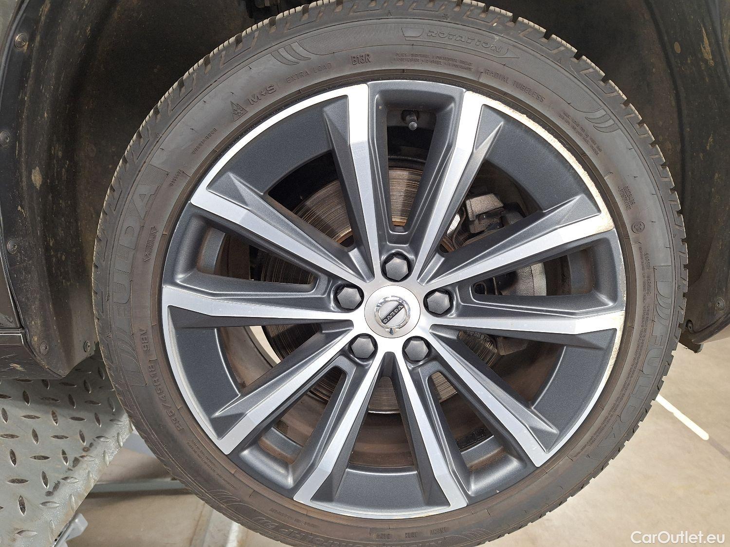  Volvo  V60 Volvo,  '18, Volvo  B4 D Momentum Pro Aut. 5d #1