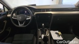  Volkswagen  Passat 2.0 TDI SCR DSG Elegance Variant #6