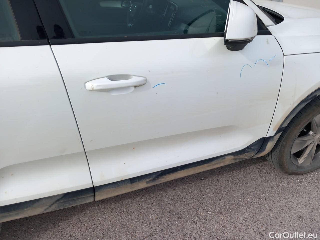  Volvo  XC 40 XC40 Core 2WD 2.0 165CV AT7 E6d #32