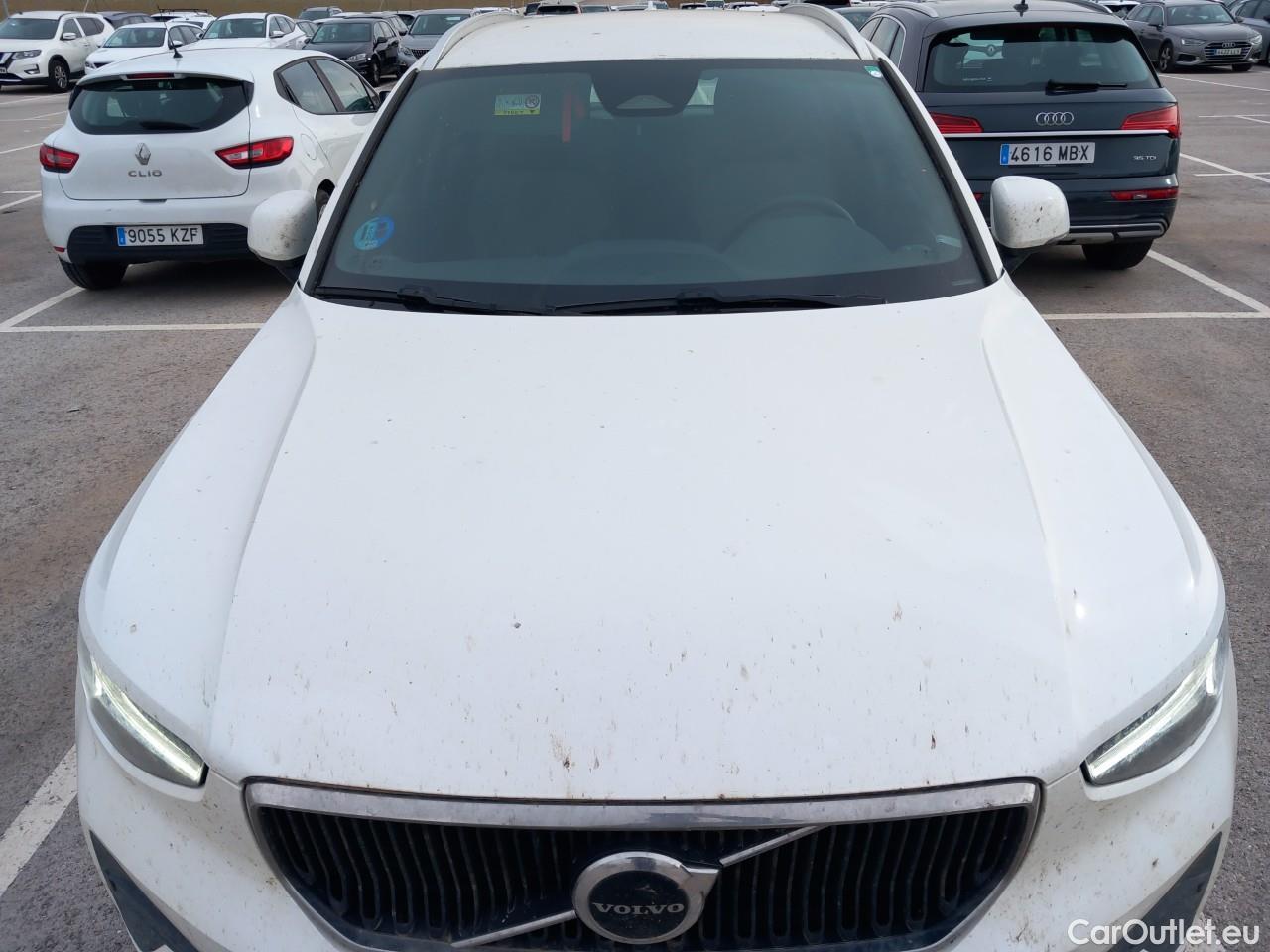  Volvo  XC 40 XC40 Core 2WD 2.0 165CV AT7 E6d #2