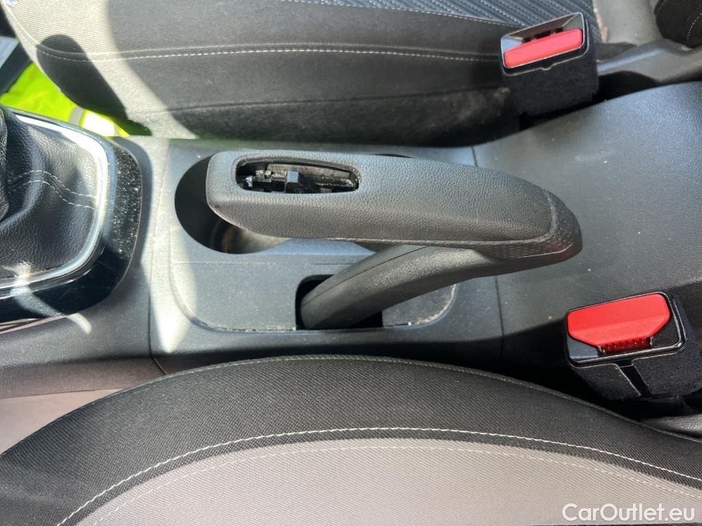  Opel  Crossland  X Design Line 1.2 Turbo 110CV MT6 E6dT #23