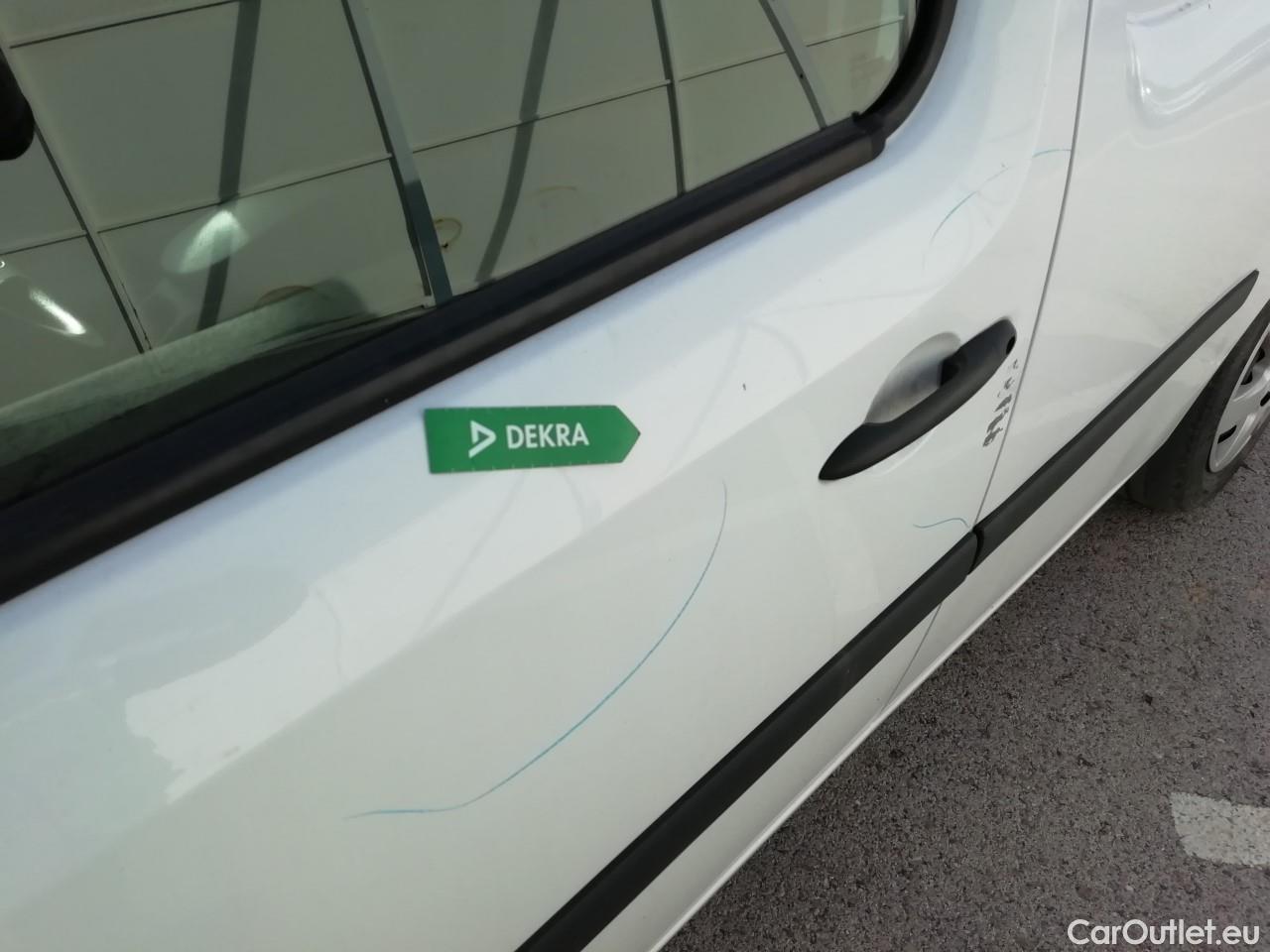  Nissan  NV200 NISSAN NV250 / 2019 / 4P / furgón 2pl 1.5dCi 70 kW (95CV) L1H1 ÓPTIMA #13