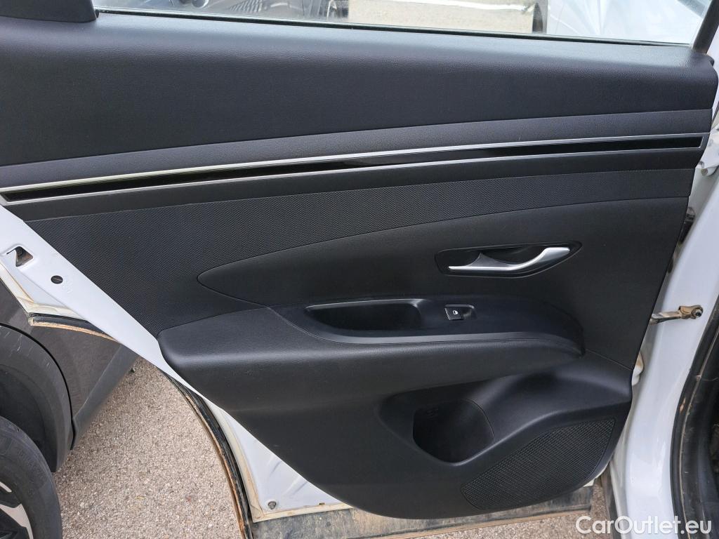  Hyundai  Tucson HYUNDAI  / 2020 / 5P / todoterreno 1.6 CRDI 100kW (136CV) 48V Maxx DCT 4x4 #24