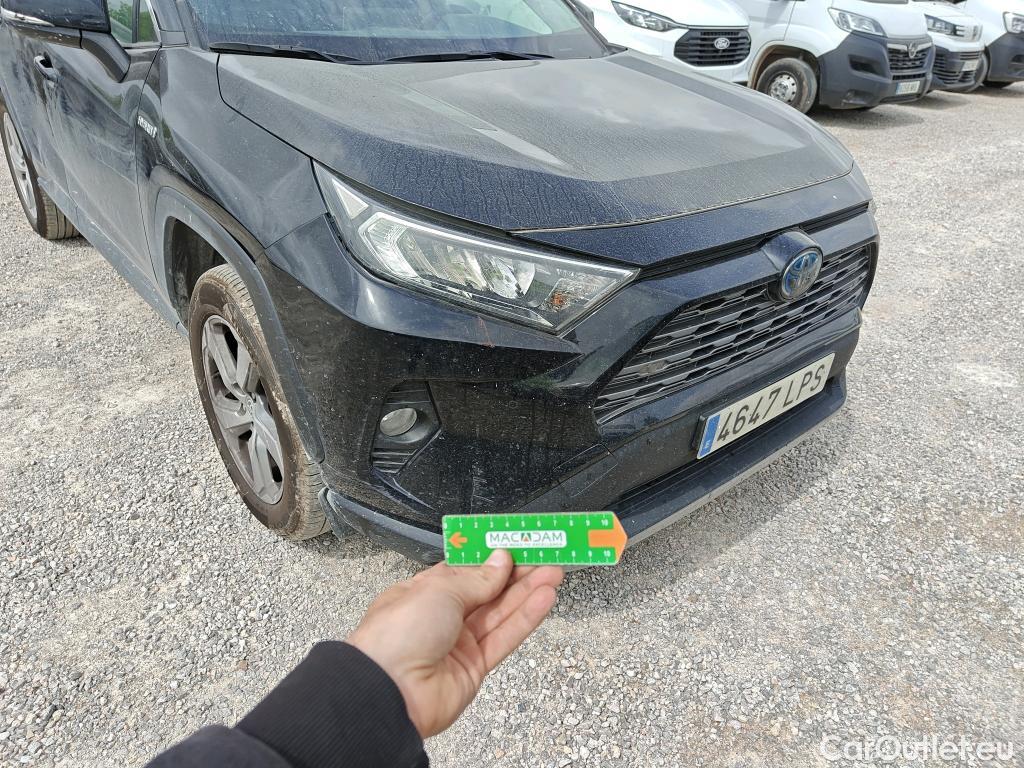 Toyota  RAV4 TOYOTA  / 2018 / 5P / todoterreno 2.5l 220H Advance #10