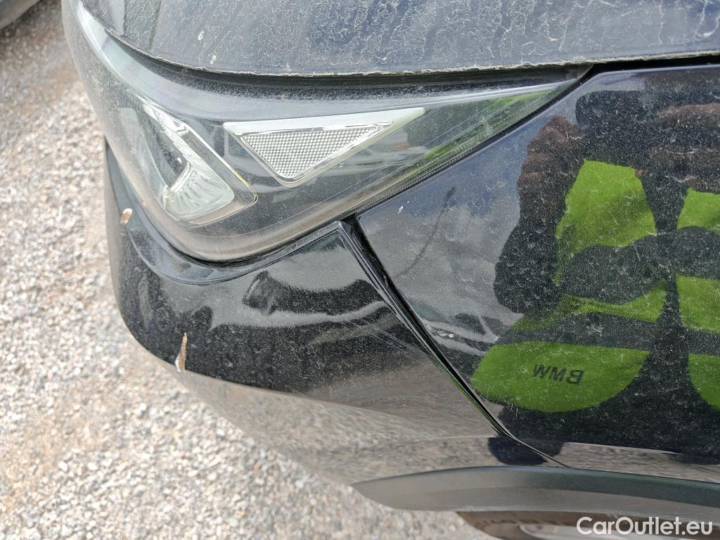  Toyota  RAV4 TOYOTA  / 2018 / 5P / todoterreno 2.5l 220H Advance #12