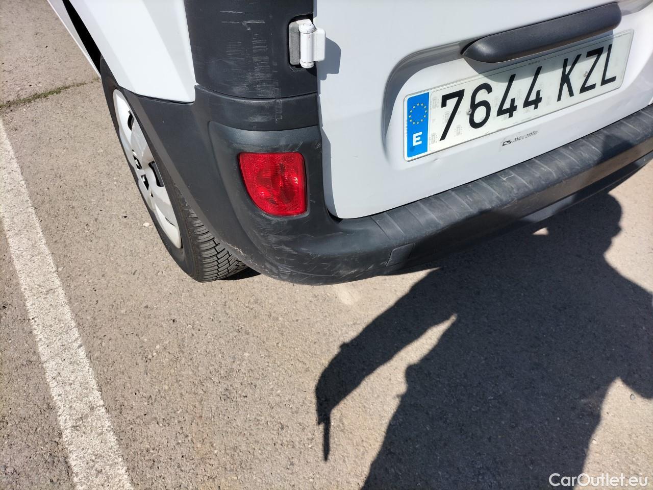  Renault  Kangoo  II Profesional 1.5 dCi 75CV MT5 E6 #57