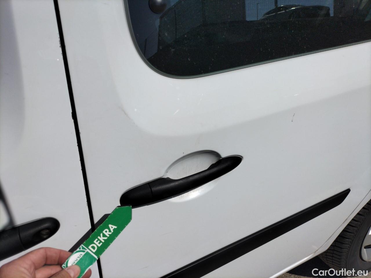 Renault  Kangoo  II Profesional 1.5 dCi 75CV MT5 E6 #24
