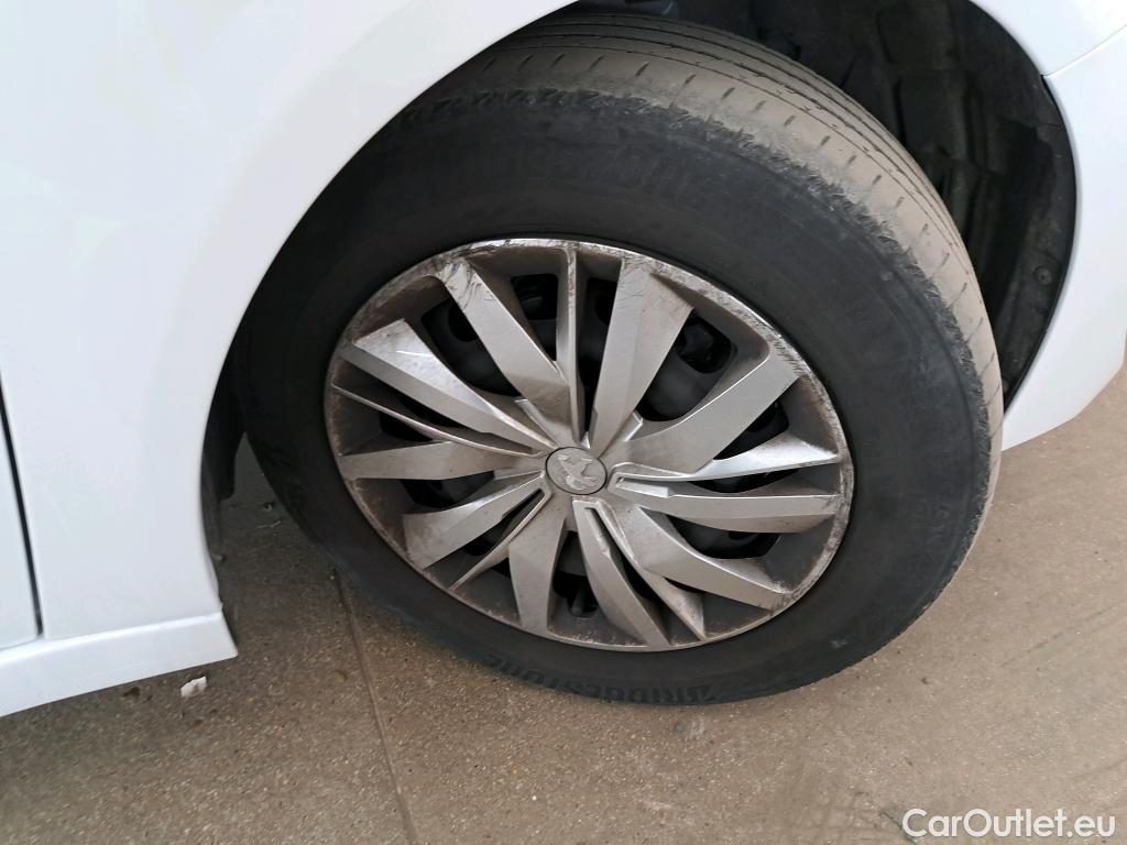  Peugeot  208  Premium 1.5 HDi 100CV BVM6 E6d #9