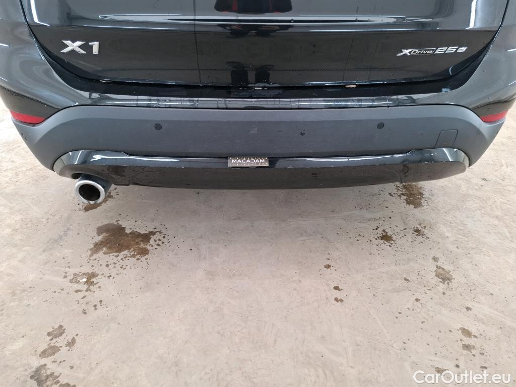  Bmw  X1 Série  xDrive 25 e Lounge 1.5 220CV BVA6 E6d #18