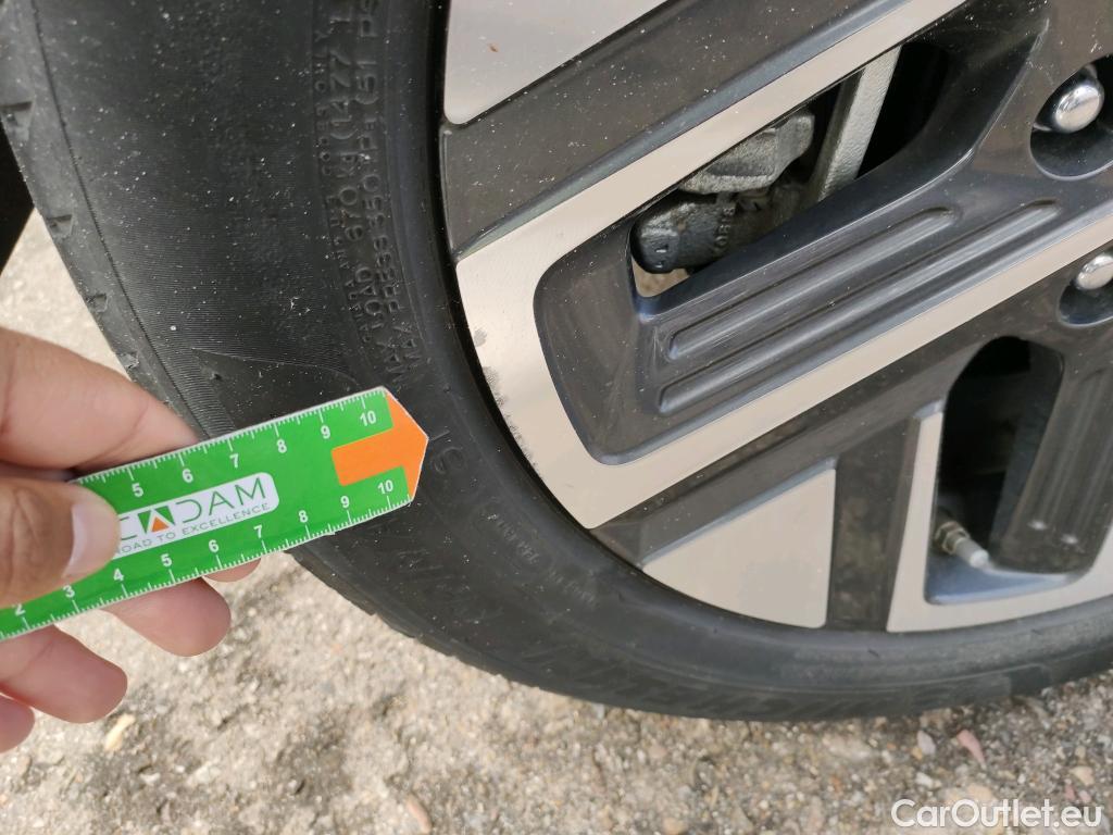  Hyundai  Konna Kona Style EV 2WD 205CV1 #10
