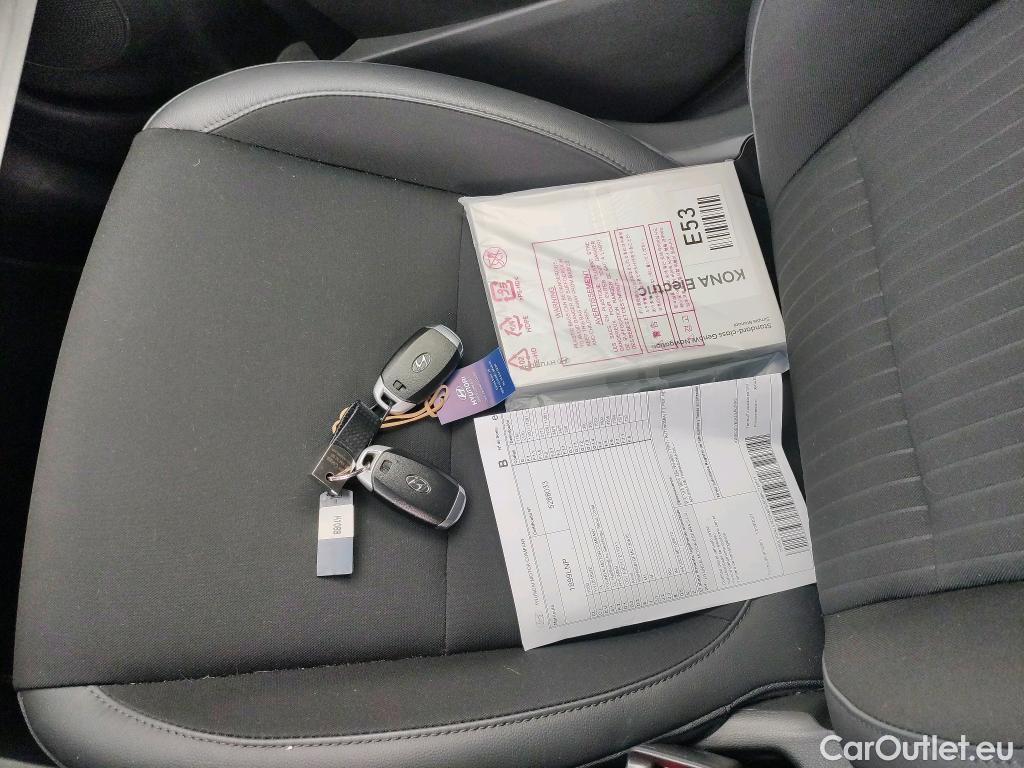  Hyundai  Konna Kona Style EV 2WD 205CV1 #18
