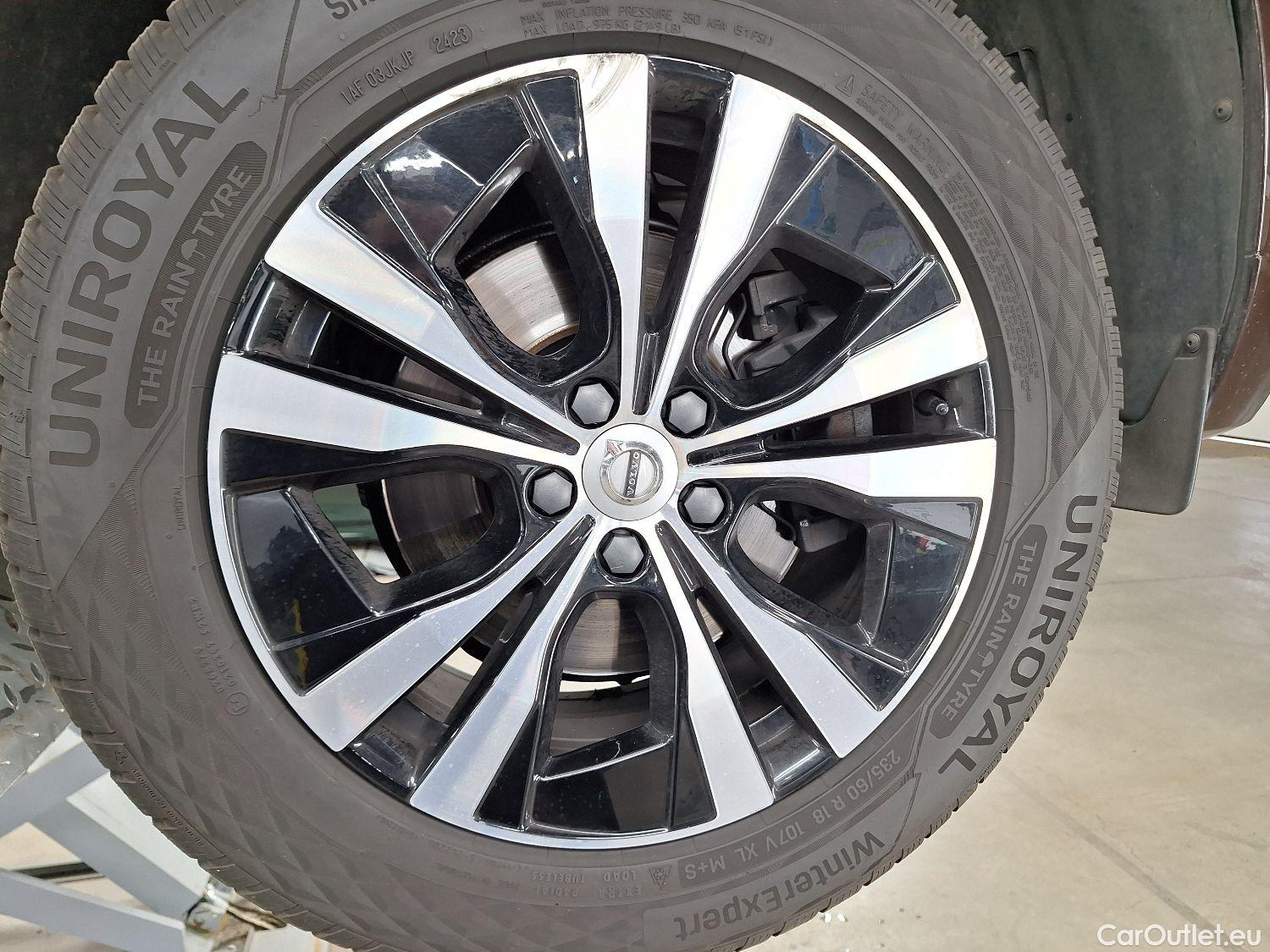  Volvo  XC60 Volvo,  '17, Volvo  D4 140kW Geartronic Momentum Pro 5d #1