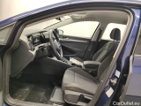  Volkswagen  Golf  Volkswagen VIII 1.0 eTSI 81kW Life Business DSG 5d #3