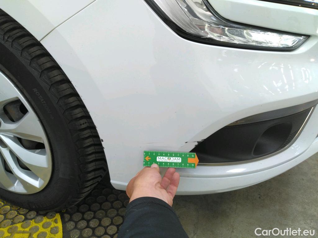  Renault  Megane  IV Berline 5pt. Société Air Nav 1.5 dCi 90CV BVM6 E6 #6
