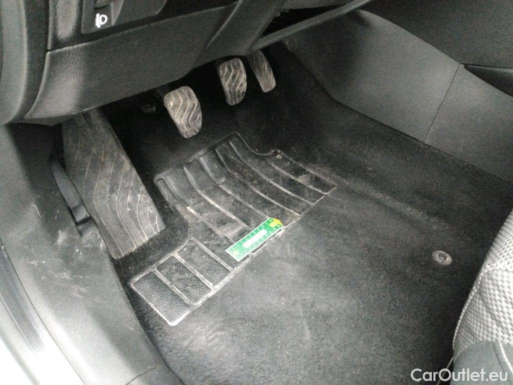  Renault  Megane  IV Berline 5pt. Société Air Nav 1.5 dCi 90CV BVM6 E6 #14