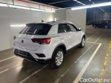  Volkswagen  T-ROC  1.5 TSI Elegance DSG 110kW/150pk  5D/P Auto-7 #4