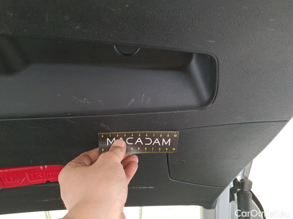  Bmw  X1 BMW  / 2019 / 5P / SUV sDrive16d Business Design #8