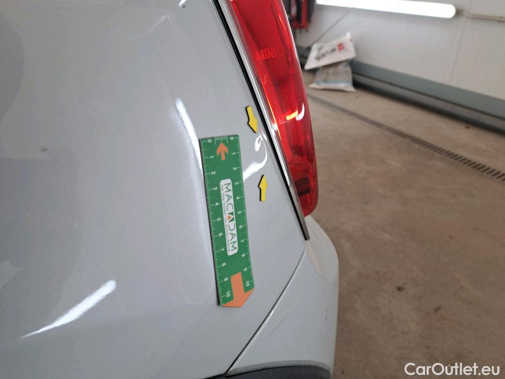  Mini  Mini   / 2014 / 3P / Berline Cooper SE Finition Business 184 ch BVA #51