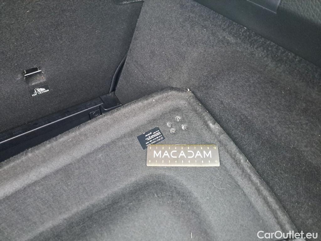  Mercedes  B-Klasse MERCEDES-BENZ Classe B / 2019 / 5P / monospace B 180 d Business Line Edition BA8 #16