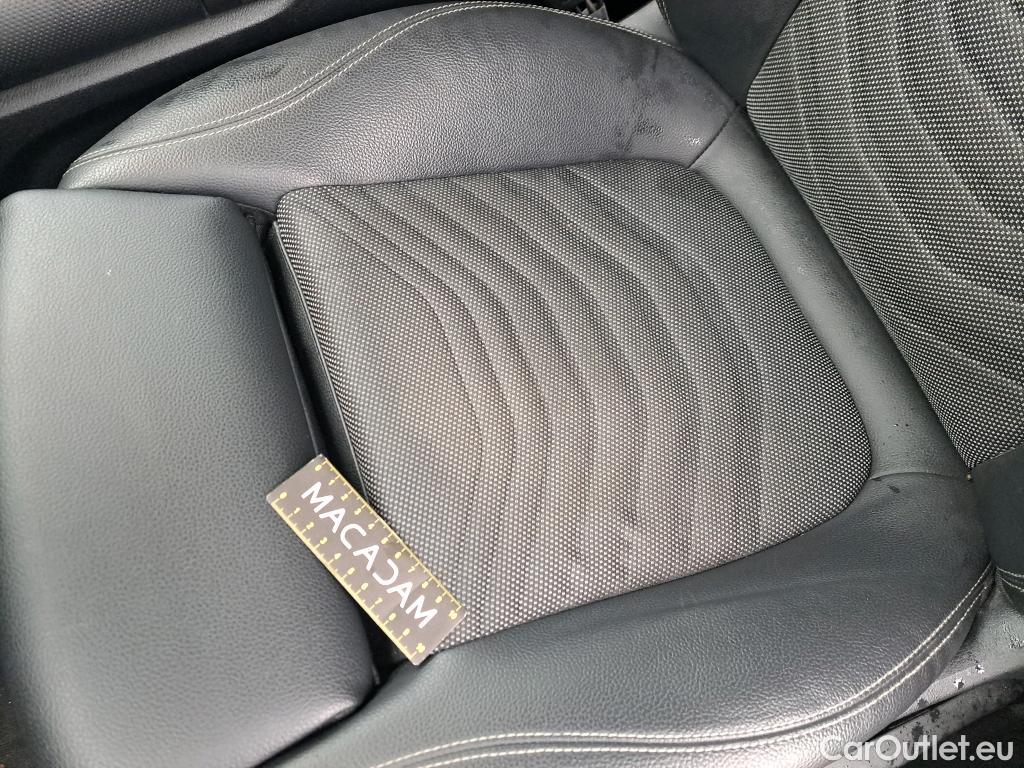  Mercedes  B-Klasse MERCEDES-BENZ Classe B / 2019 / 5P / monospace B 180 d Business Line Edition BA8 #24