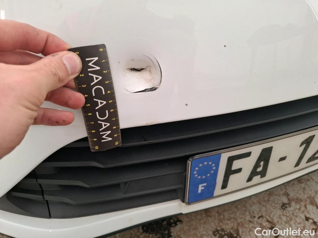  Renault  Clio  IV Intens 1.2 TCe 120CV BVM6 E6 #2