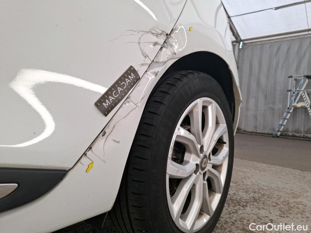  Renault  Clio  IV Intens 1.2 TCe 120CV BVM6 E6 #8