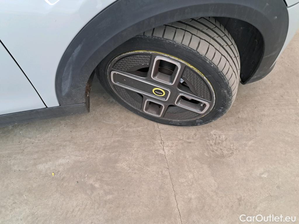  Mini  Mini   / 2014 / 3P / Berline Cooper SE Finition Business 184 ch BVA #30
