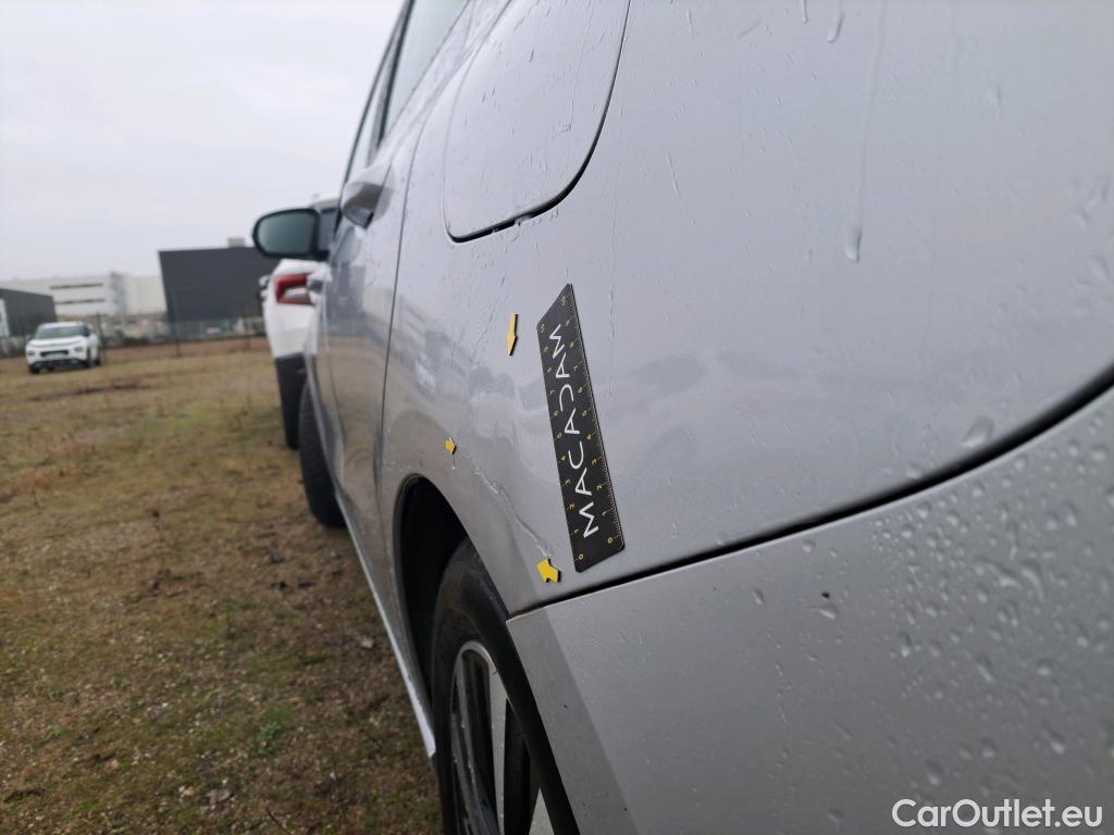  Mercedes  B-Klasse MERCEDES-BENZ Classe B / 2019 / 5P / monospace B 180 d Business Line Edition BA8 #3